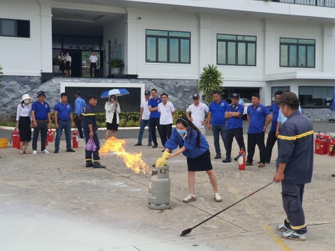 Huấn luyện PCCC & CNCH